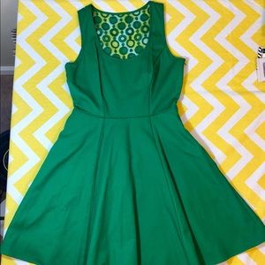 Jessica Simpson Green Balloon Dress Size 4